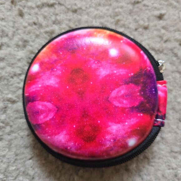 Travel Case for Headphones or Cables Compact Storage Organizer - Picture 2 of 5